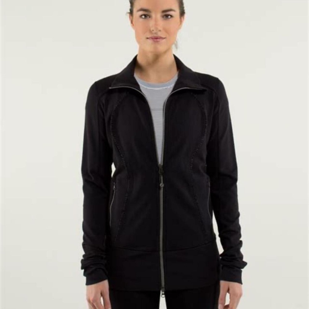 Lululemon jacket sz 10